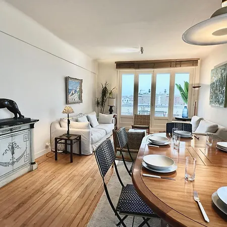 Free Parking, Ocean And Mountain View, 3br 2ba, 95 M2 Apartmán *