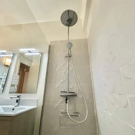 Apartmán Free Parking, Ocean And Mountain View, 3br 2ba, 95 M2 *