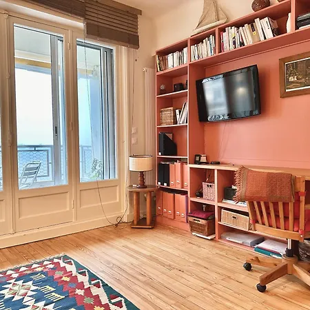 Free Parking, Ocean And Mountain View, 3br 2ba, 95 M2 Apartmán *